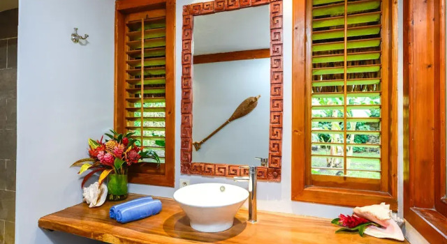 Te Nunoa Private Garden Bungalow, Boek Hotel Haapiti Moorea