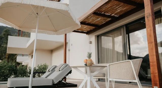 Люкс Luxury с балконом Somnus Suites