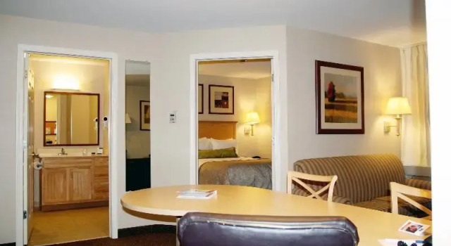 Номер Standard Candlewood Suites - Peoria at Grand Prairie by IHG