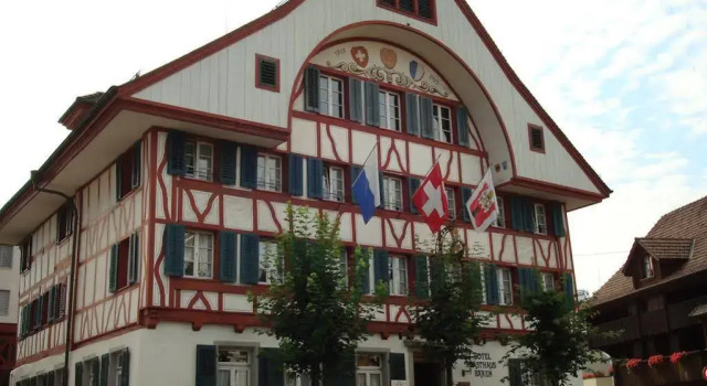 Hotel Bären, Réserver Hôtel Rothenburg Lucerne