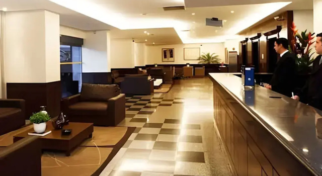 Bonaparte B3 Hotels, Rezervovat Apartmánový hotel South Wing 