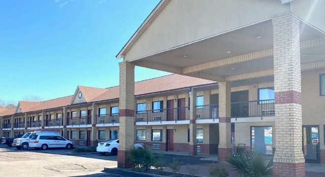 Rodeway Inn & Suites Richland, Rezerwuj Hotel Hotele w Missisipi ze śniadaniem, Śniadanie