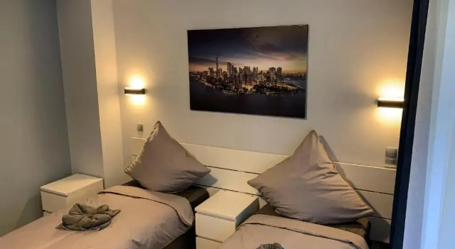 Bremerhavener Suite 1, Book Hotel Bremerhaven Bremen, near Puppet Theater