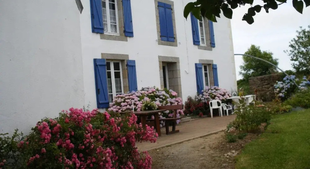 Chambres d'hotes A la Ferme Cosquer, Rezerwuj Hotel  