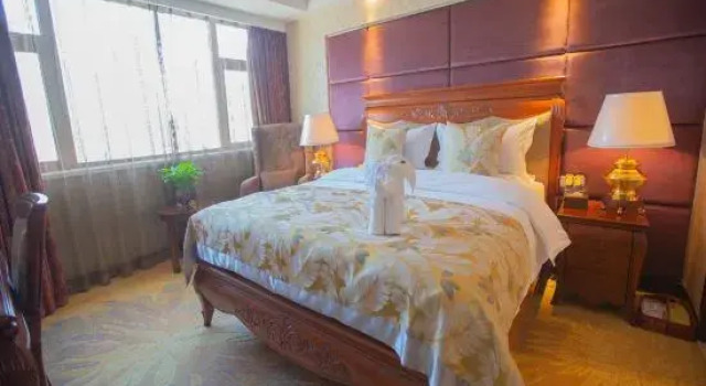 Люкс Deluxe Shanxi Grand Hotel