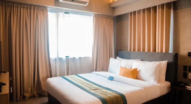 Upper Story Serviced Apartments