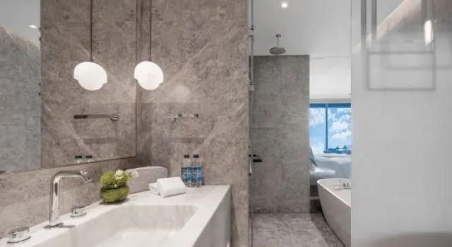 Номер Deluxe Grand Bay Hotel Chengdu