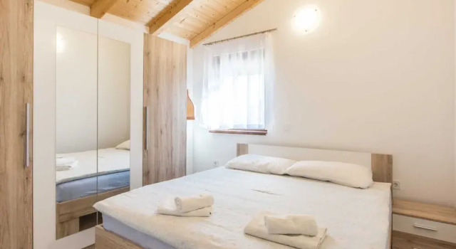 Attractive Holiday Home with Pool, Hot Tub, Patio, Courtyard