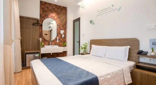 Люкс Deluxe Bin Bin Hotel 19 - Near Saigon Riverside