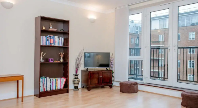 2 Bedroom Balcony Apartment In Putney, Varaa Huoneisto Asunnot kohteessa Merseyside, Huoneisto