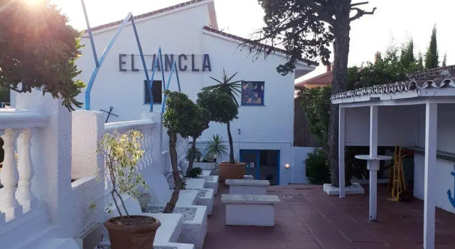 Ancla Beach Apartments