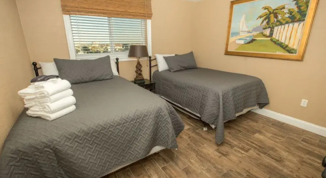Destin On The Gulf 406 2 Bedroom Condo by RedAwning