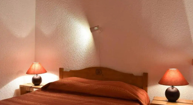 Appartement Méribel, 3 pièces, 8 personnes - FR-1-180-150, Prenota Appartamento Hotel a Alvernia con parcheggio, Parcheggio