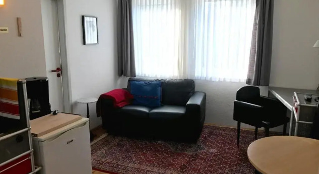 Апартаменты c 1 комнатой Apartmenthaus Zentrum Komfort Apartments mit Miniküchen verschiedener Größen