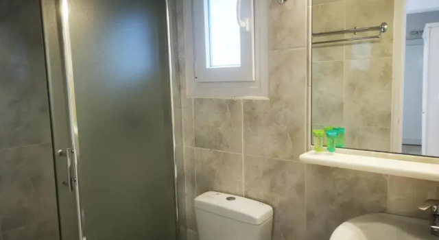 Четырёхместный номер Standard Matina Hotel