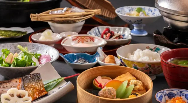 Четырёхместный номер Standard Shionoyu Onsen Rengetsu