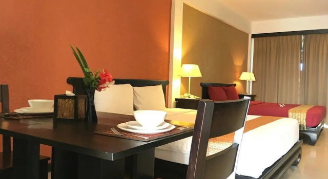 Двухместный номер Deluxe с балконом Siam Piman Hotel