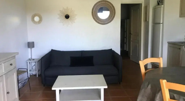 Апартаменты Les terrasses du Liouquet T2, piscine , parking , mer à 150 m