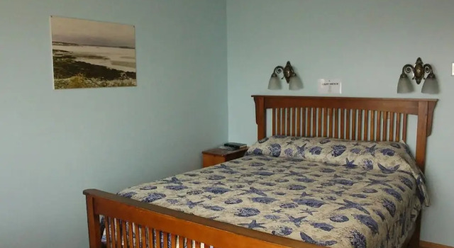 Номер Economy Clipper Shipp Beach Motel