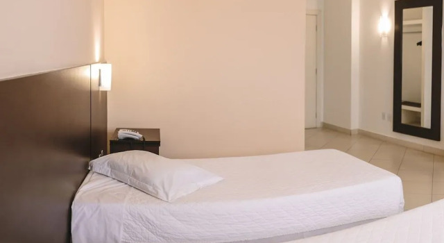 Hotel Dunamys Curitiba, Забронировать Отель Отели Параны с бассейном, Бассейн