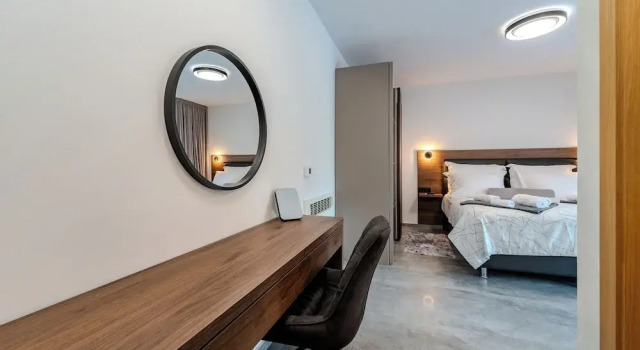 Апартаменты Deluxe Apartments Royal