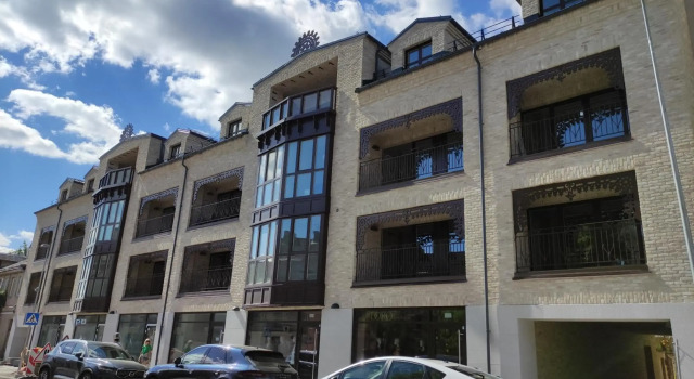 Cosy Apartments in Vilnius Center, Забронировать Апартаменты/квартира Отели Вильнюса с парковкой, рядом с Костел Святой Анны, Парковка