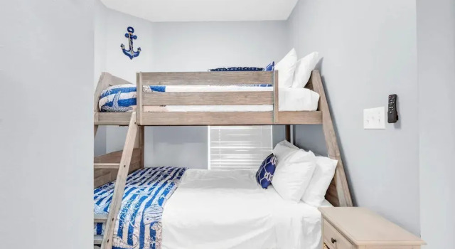 Двухместный номер Standard с балконом Majestic Beach Towers 2-1703