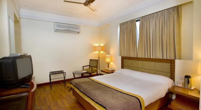 Номер Executive The BMK Hotel
