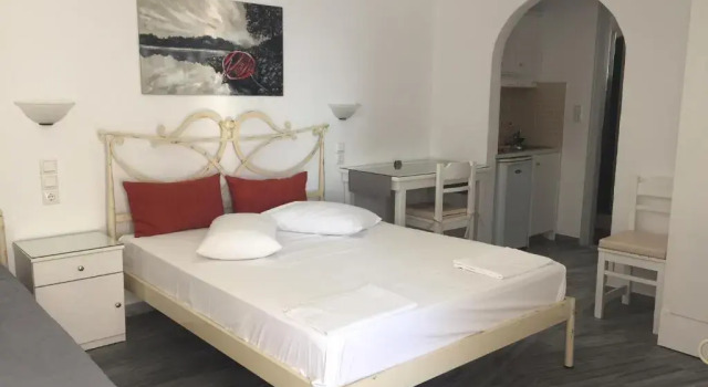 Студия Naxos Dream Aphrodite Studios