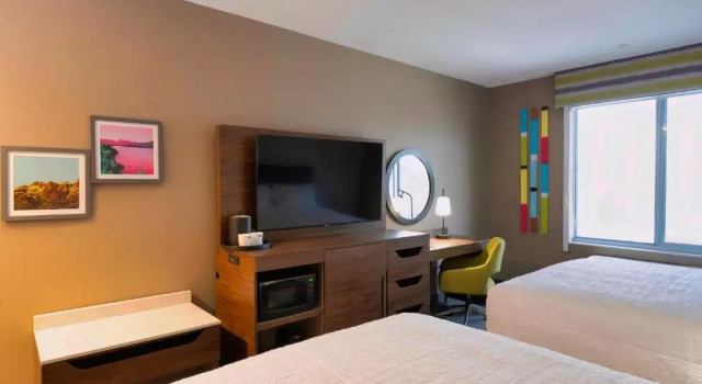 Четырёхместный номер Standard Hampton Inn Needles Colorado River
