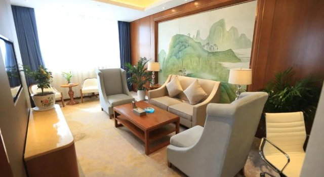Люкс Jinling Shihu Garden Hotel Suzhou