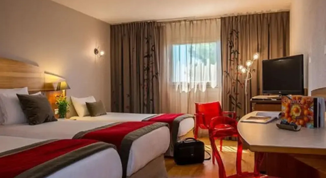 Trzyosobowy junior suite C Suites