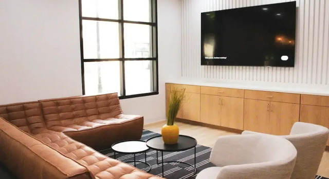 Modern Condo With Pool, Gym, Workspaces & BBQ, Buchen Sie Aparthotel Austin Greater Austin