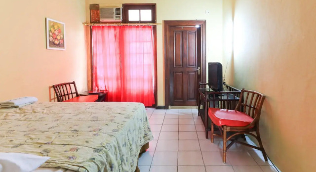 Hotel Sinderella, Rezervovat Hotel Hotely v Kalimantan s parkováním, Parkování