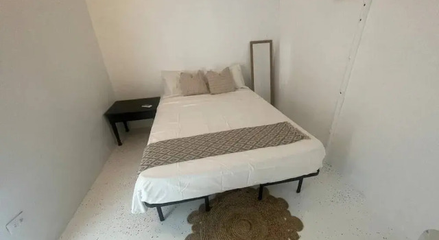 Beach Dorms San Juan, Забронировать Хостел Отели Сан-Хуан с парковкой, рядом с Barbosa Park, Парковка