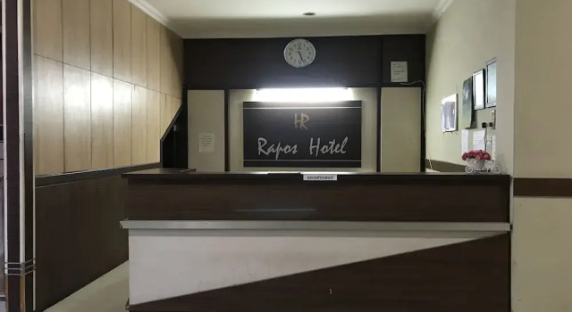 OYO 2144 Hotel Rapos, Rezerwuj Hotel Pangkalpinang Sumatra