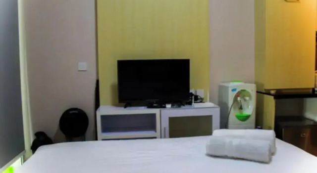 Pool View Studio Room Apartment The Nest Puri, Prenota Appartamento Hotel a Tangerang con parcheggio, Parcheggio