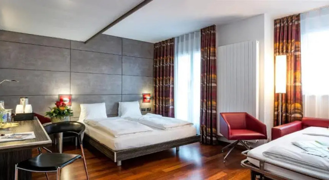 Трёхместный номер Standard Hotel Sternen Oerlikon