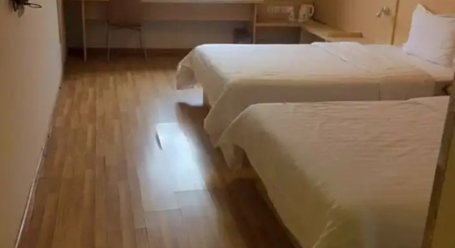 Двухместный номер Business 7 Days Inn Nanchang Tengwang Ge Yuzhang Road