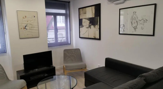 Апартаменты Дуплекс с 2 комнатами Chiado Local Artist Suites w Parking & EV