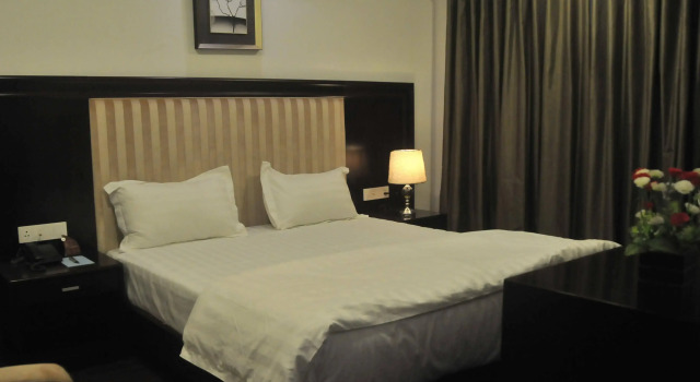 OYO 4938 Hotel Dev Aadi, Rezerwuj Hotel Hotele w Gujarat ze śniadaniem, Śniadanie