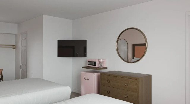 Номер Superior Pink Champagne Boutique Motel