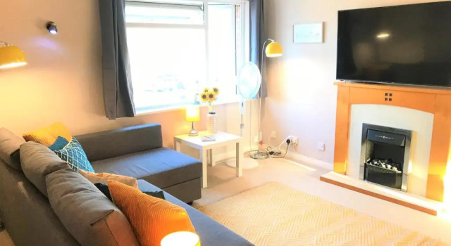 Toronto Apartment in Seaside Town with Parking, Забронировать Апартаменты/квартира Апартаменты Исторического графства Суссекса, Апартаменты/квартира