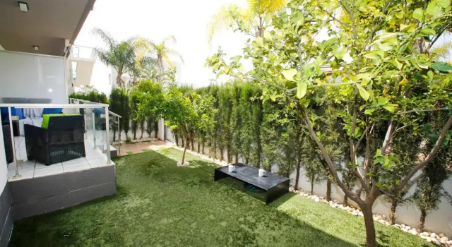 Fantastic Home with AC, pool and bbq