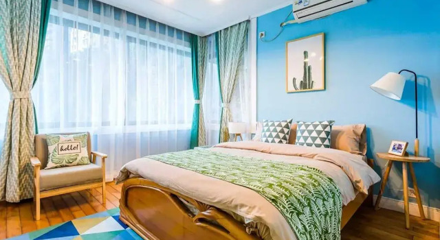 Chongqing Yuzhong·Hongya Cave· Locals Apartment 00134800