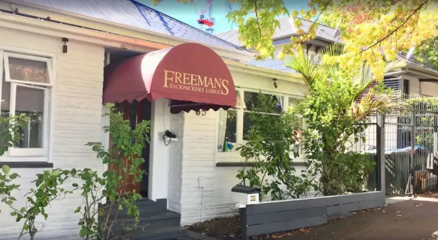 Freemans Backpackers, Забронировать Отель Отели Окленда с парковкой, рядом с Вестерн-Парк, Парковка