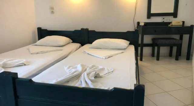 Apartment for 4 Near the Beach, Забронировать Апартаменты/квартира Отели Агия-Пелагия с бассейном, рядом с Пляж Кладиссос, Бассейн