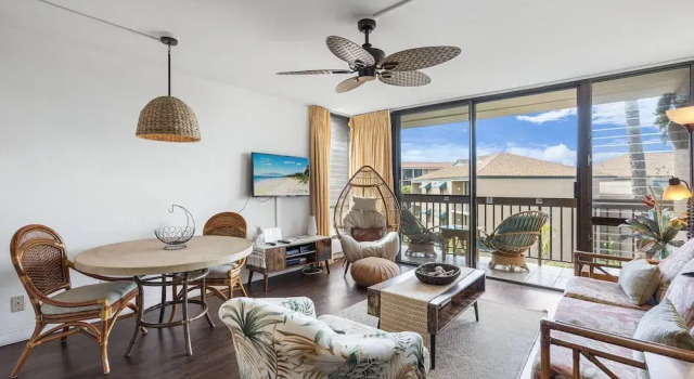 Maui Vista 2-301 - Modern and Bright Renovation in Building 2, No Carpet, AC!
