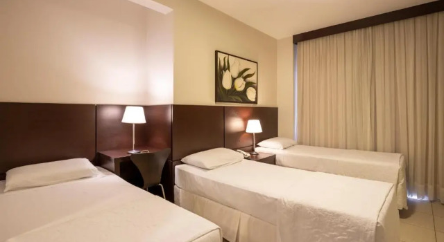 Трёхместный номер Standard с балконом Hotel Plaza Norte