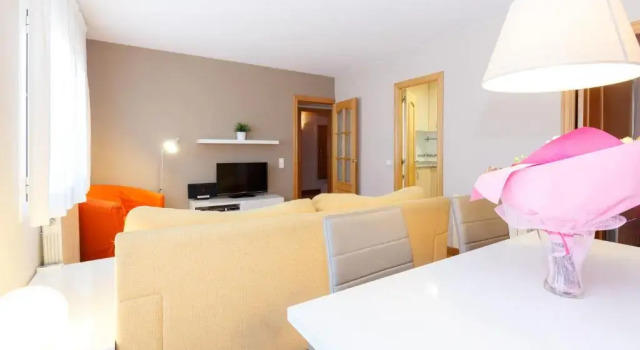 LetsGo Sagrada Familia Penthouse
